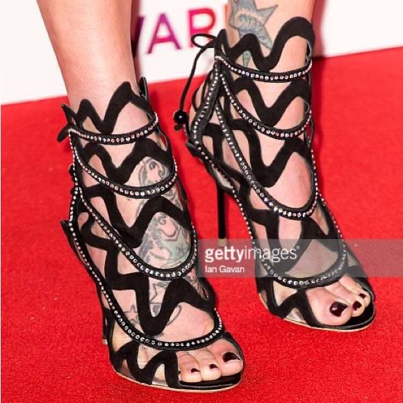 Sophia Webster Suede Cutout Sandals - Picture 6 of 8